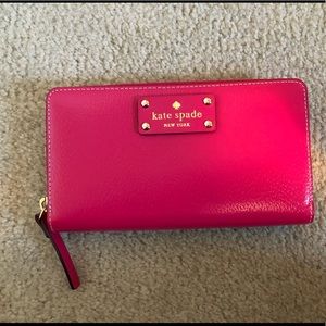 NWT pink Kate spade wallet